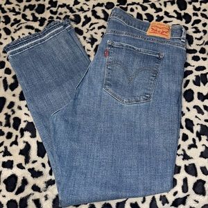 Levi’s classic straight jeans